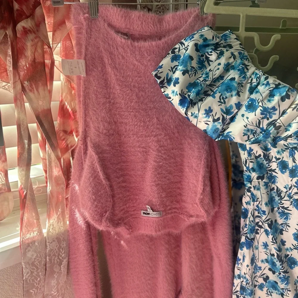 Clothing bundle - Picture 10 of 12
